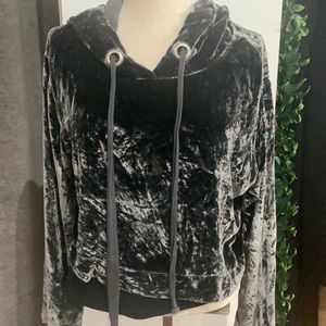 Bella Dahl small pewter velvet hooded top